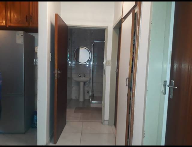 2 BEDROOM APARTMENT FOR SALE IN RUSTENBURG CENTRAL